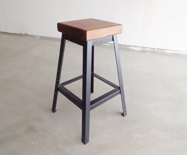 Make a Simple Welded Bar Stool welding project