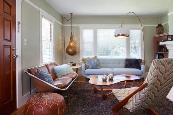 Vintage Bungalow: Mid-century modern living by Kimball Starr Interior Design