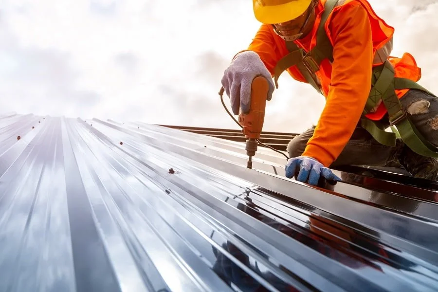 roof worker