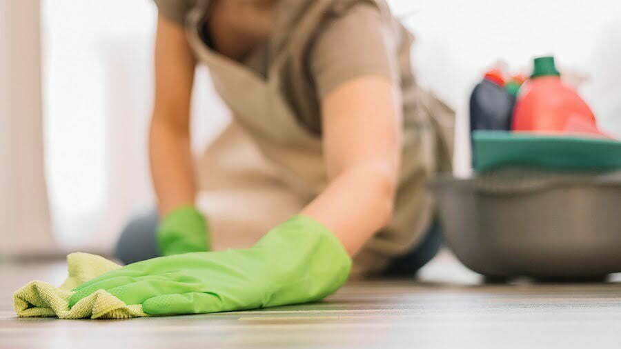 floor cleaning with cloth