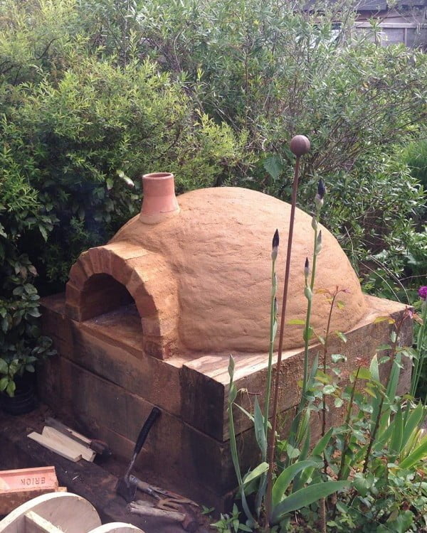 14 Budget-friendly DIY Pizza Oven Ideas for Your Backyard