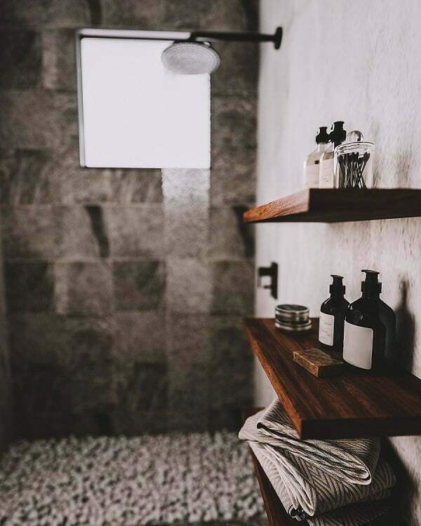 industrial bathroom decor