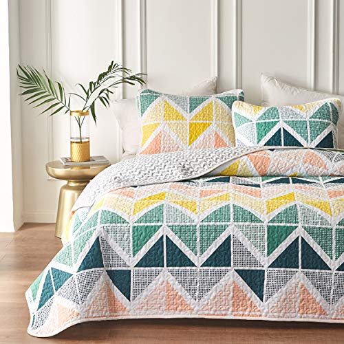 Uozzi Bedding 3 Piece Reversible Colorful Quilt