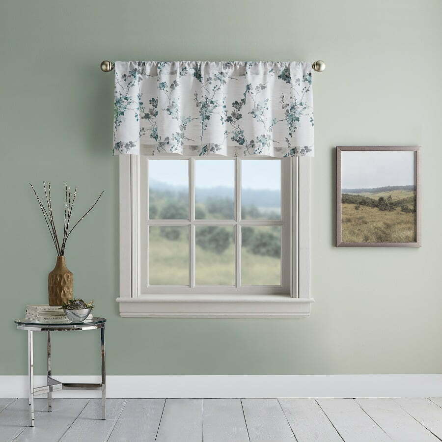 small valance