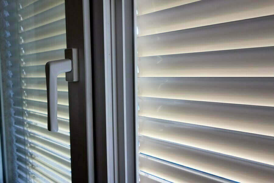 These Blinds Look Like Real Shutters