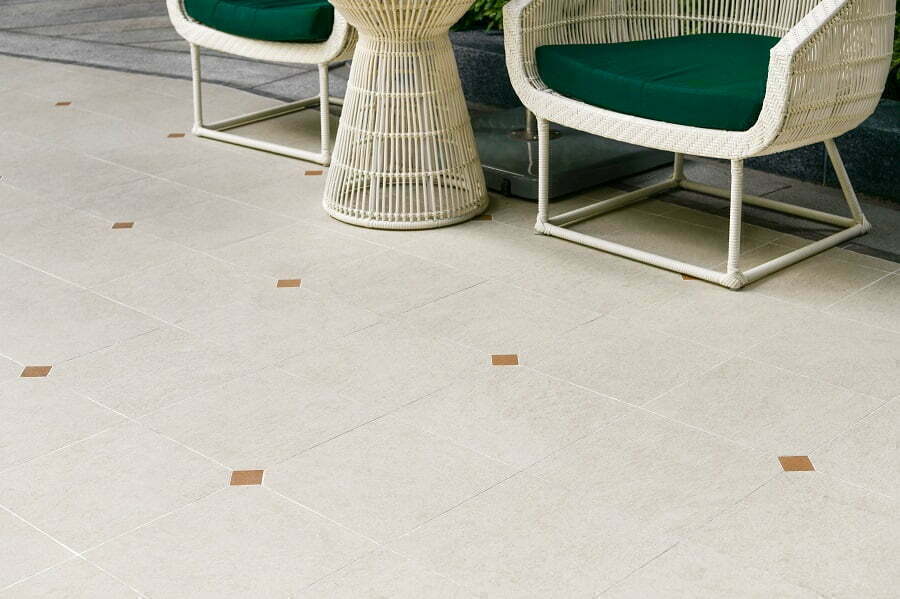 patio porcelain tiles