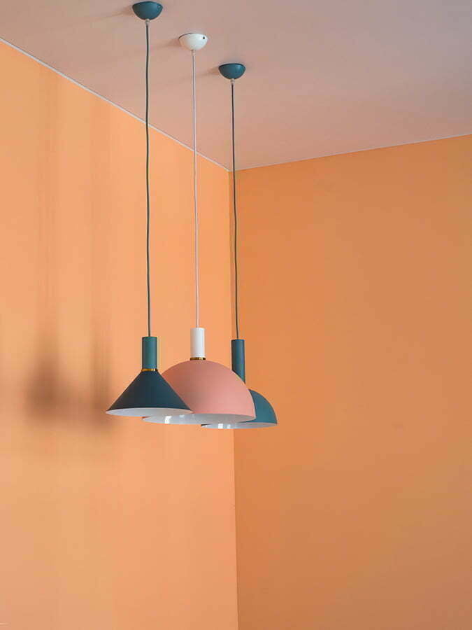Plug-in ceiling pendants