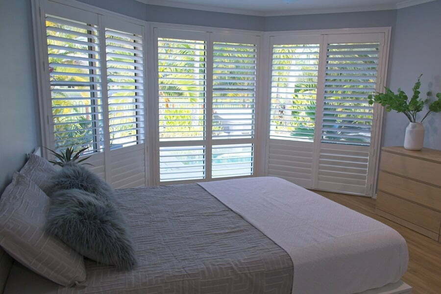 bay window shutters