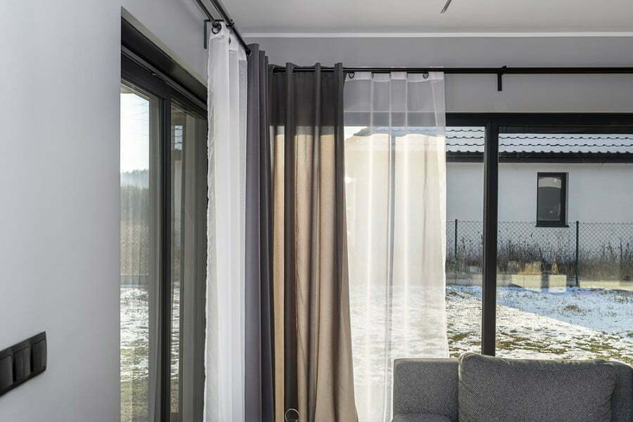 corner window treatment