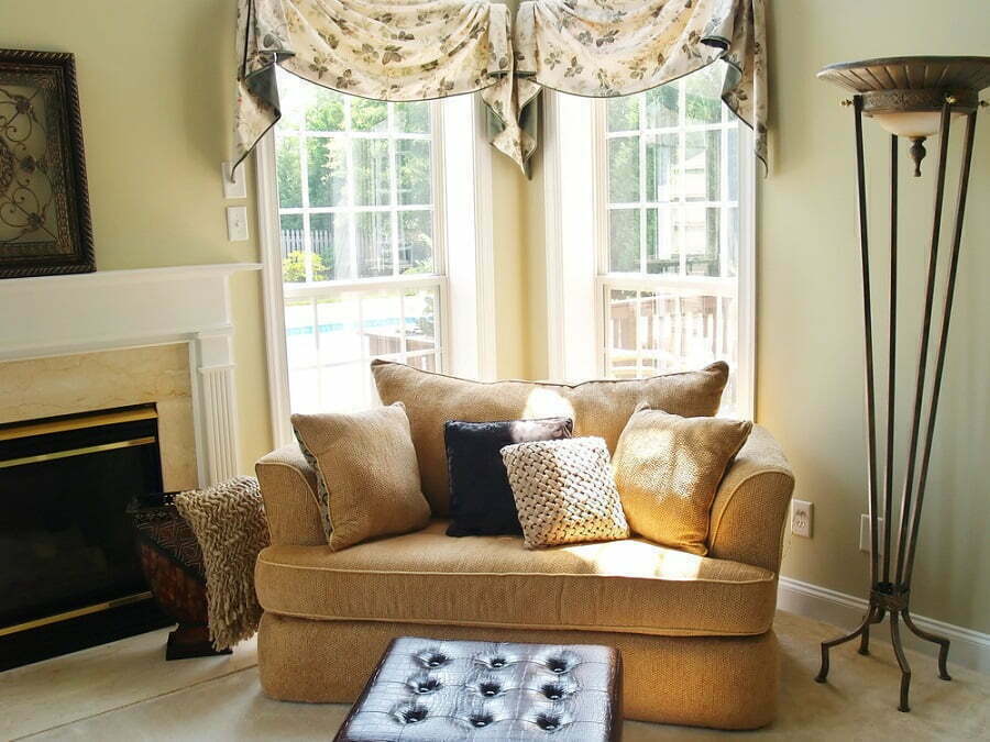 curtains across bay window