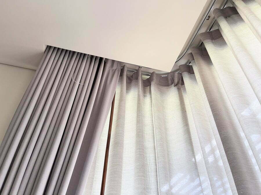 squared curtain track