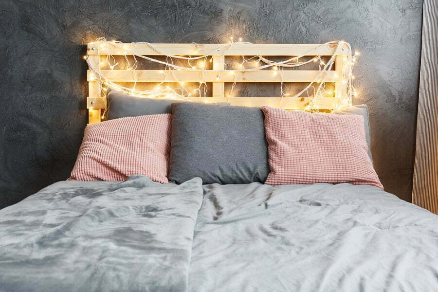 pallet headboard