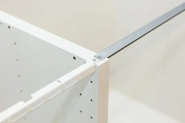 blog.mykukun.com diy floor to ceiling cabinets