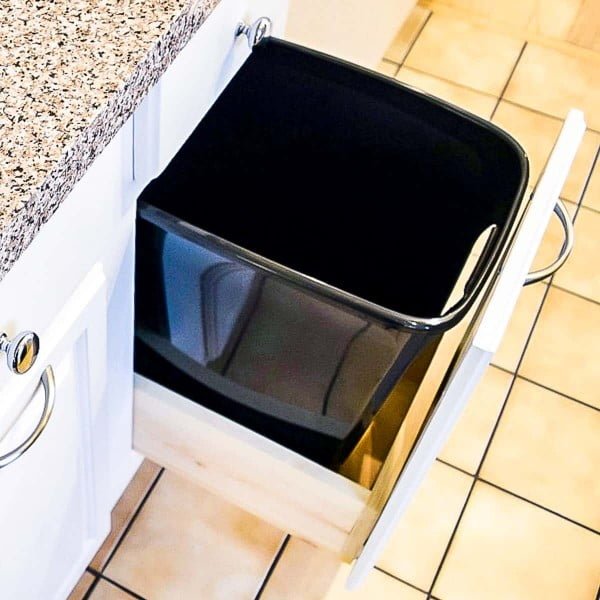 thehandymansdaughter.com DIY cabinet trash can