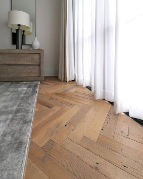 Vintage Oak Herringbone hardwood floor idea