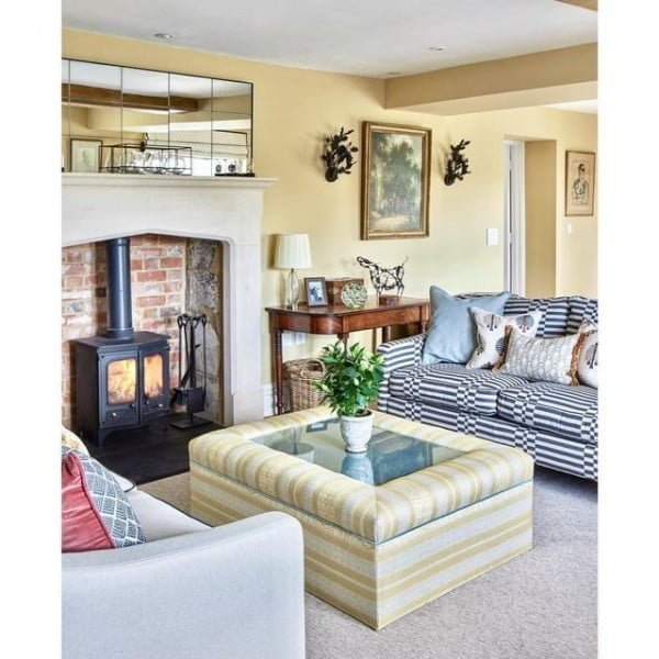 Country Sitting Room ottoman ideas for living room