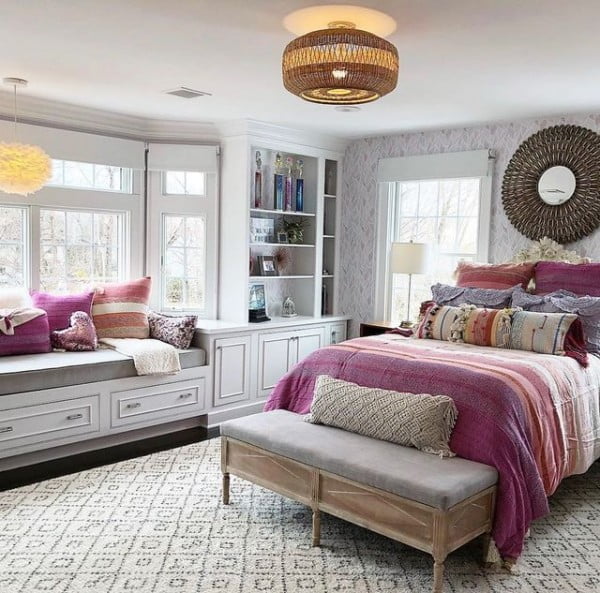 Luxurious Carpet bedroom with carpet