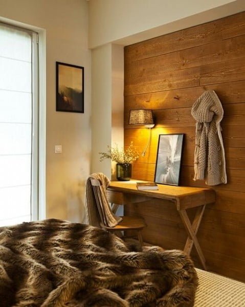 Cosy winter home in Bansko bedroom with desk