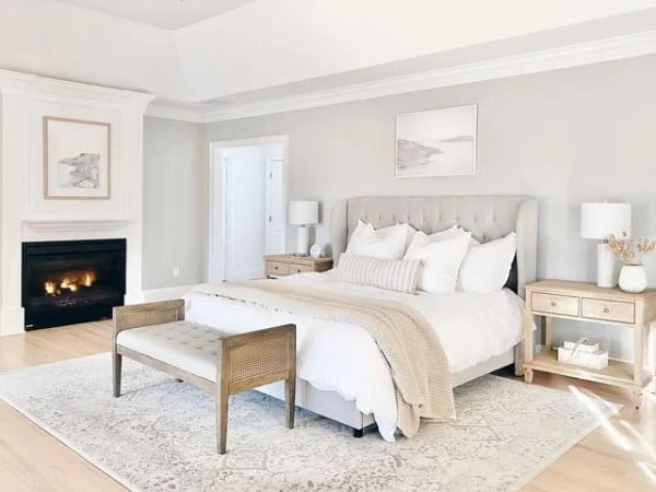 Rachel Moore 👡 save or splurge 👜Style Influencer bedroom with fireplace