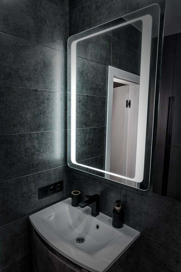 led vanity mirror