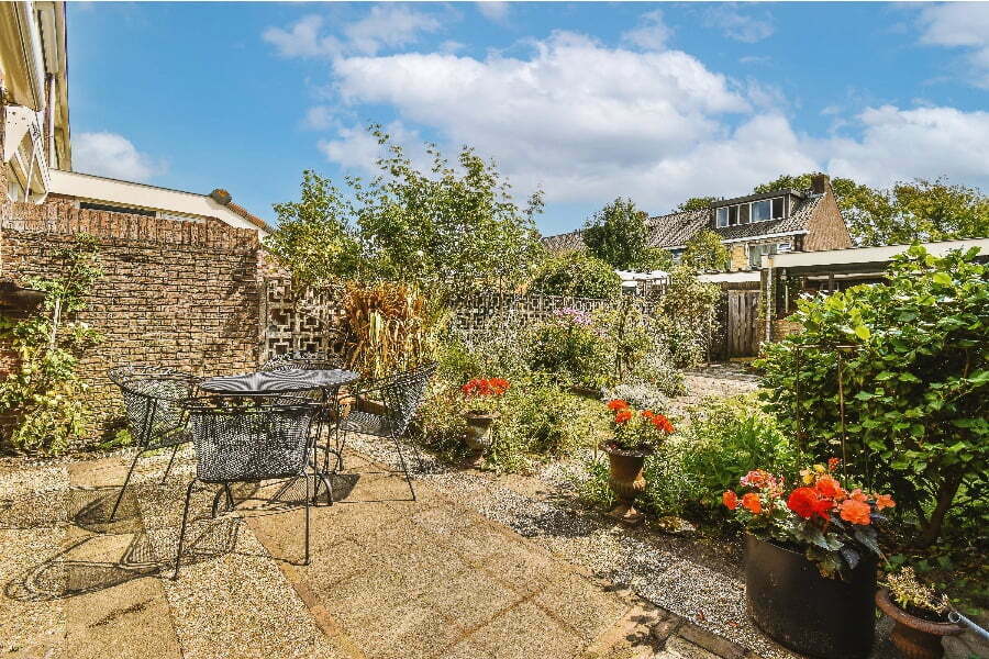 small backyard garden