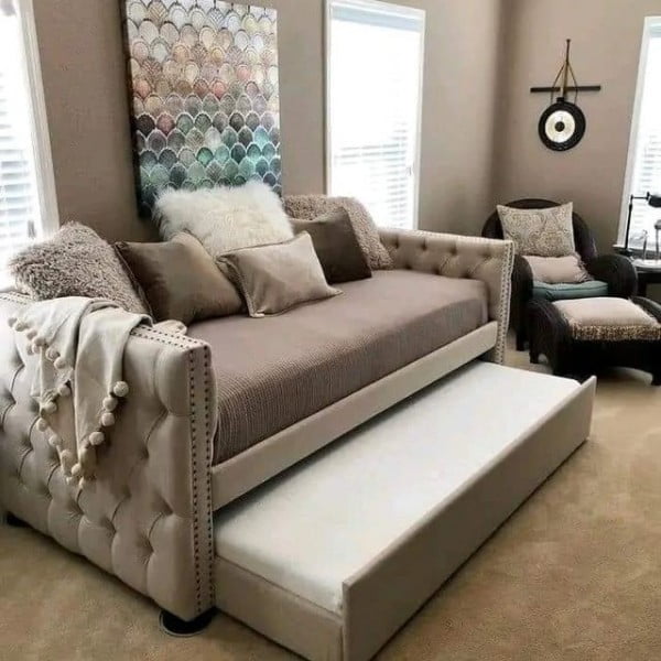 The Furniture Lounge Daybed with Pull Out bedroom with daybed