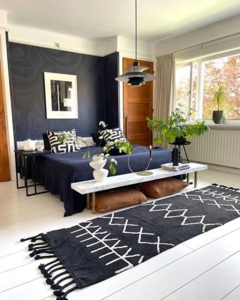 B&B Italia Bedroom bedroom with feature wall