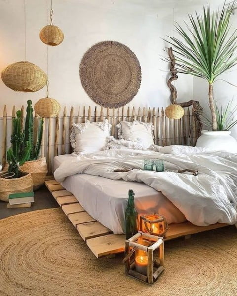 Gorgeous bedroom bedroom with plants