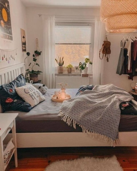 1 or 2? Which one's your fav?😍 bedroom with plants