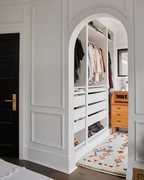 Alanna - Interior Designer bedroom with walk in closet