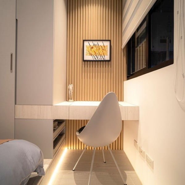 Plain but Functional Vanity - Casa di W built-in bedroom vanity