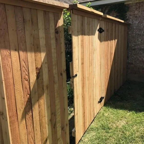 Cap and Trim Fence Gate fence gate