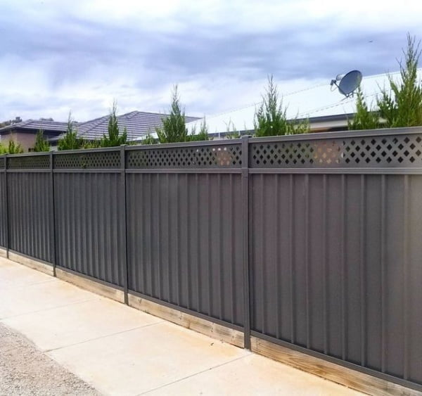 Lattice Fence Design fence with lattice top