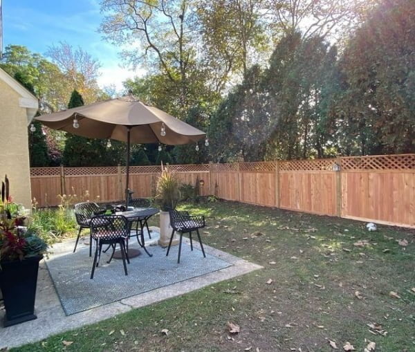 Stylish Lattice Fence fence with lattice top
