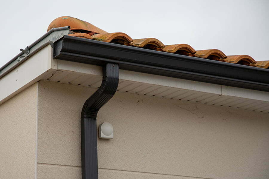 Seamless Aluminum Gutters