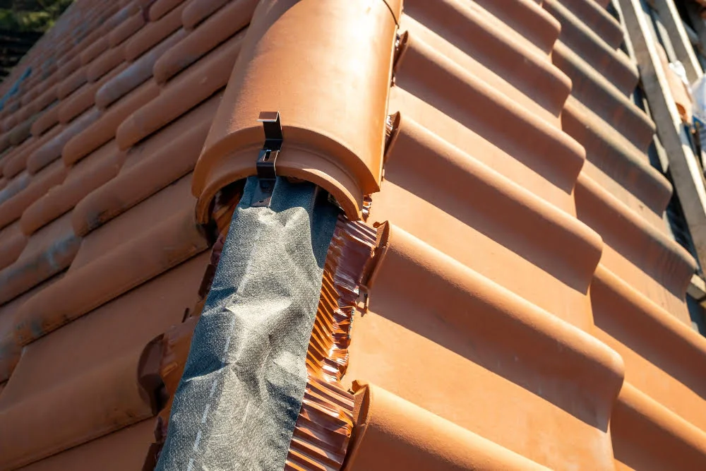 Polymer-sand Tile roof