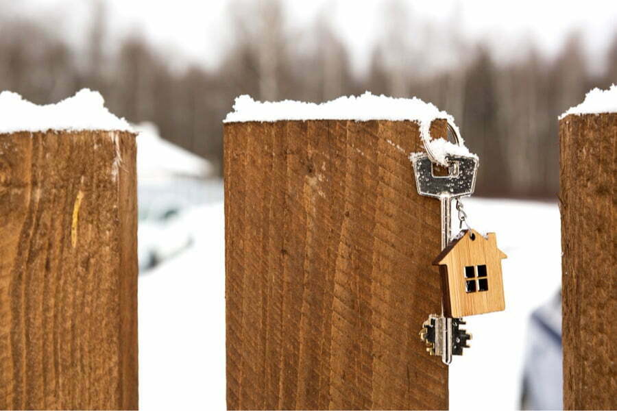 buying home in winter