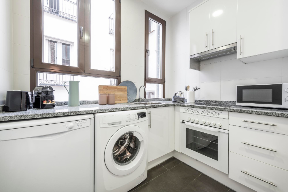 20 Stylish Countertop Options for Your Laundry Room
