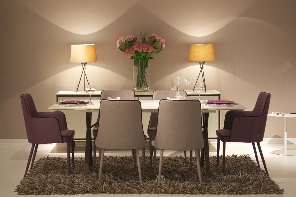 Table Lamps in Dining Areas