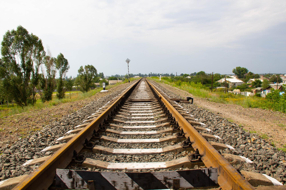 Hybrid railroad ties