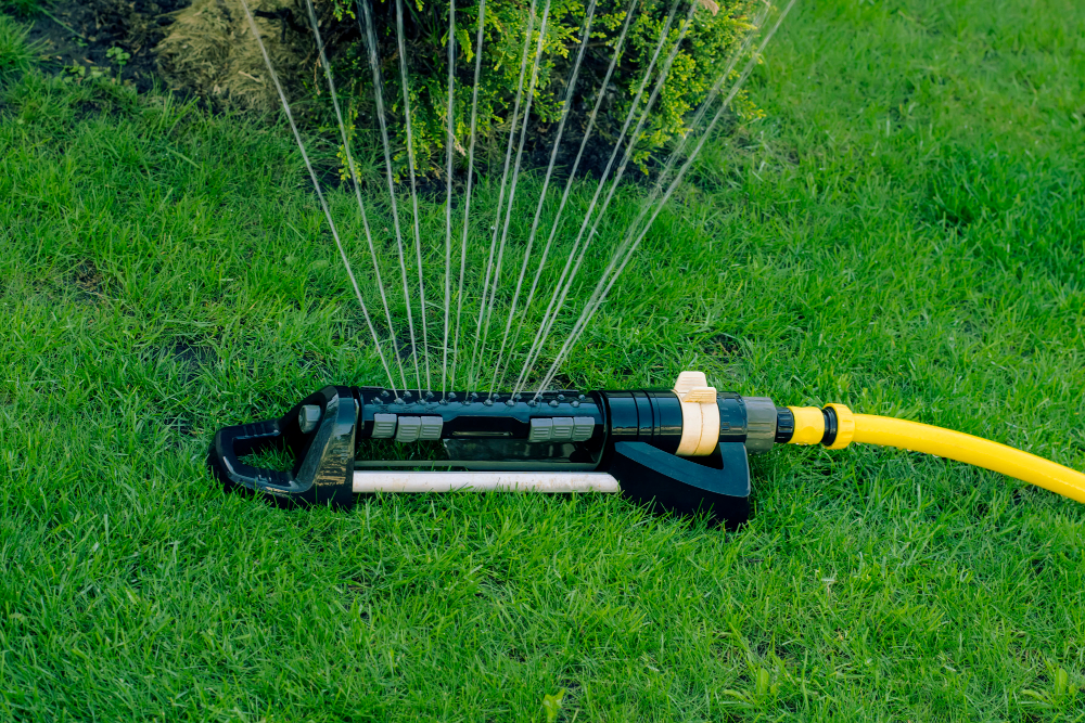 Oscillating Sprinklers Lawn