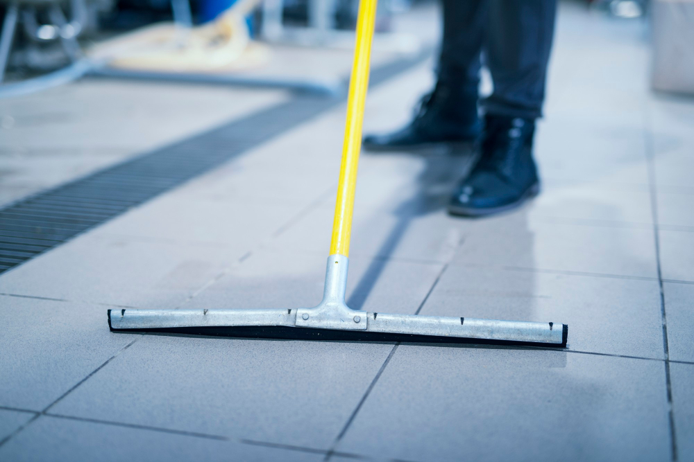 Floor Squeegee for Concrete Garage Floors