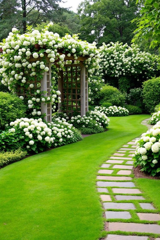 16 White Flower Garden Ideas That Whisper Elegance and Calm