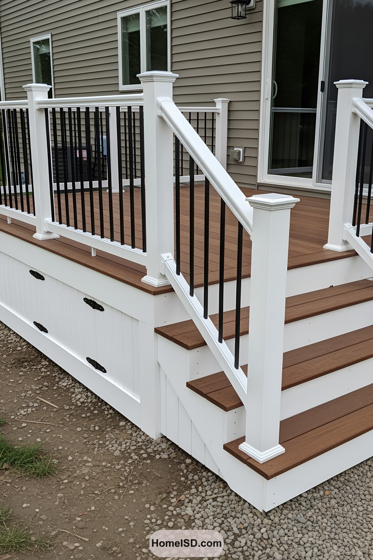 Stylish deck skirting with white and wood contrast