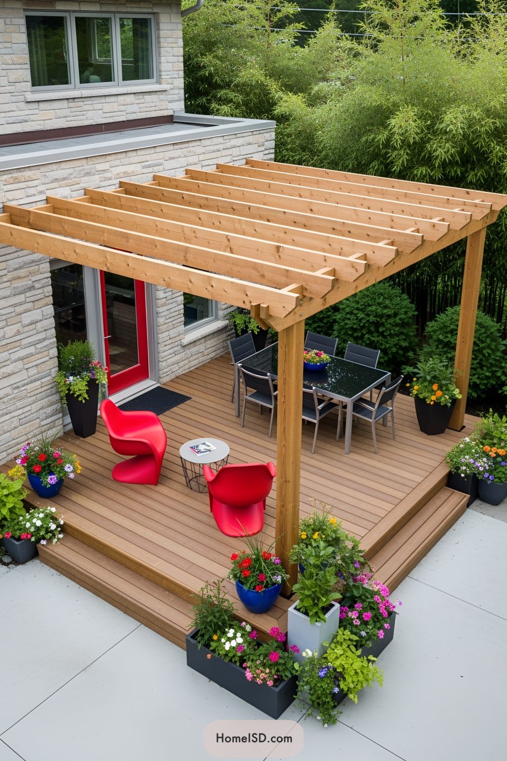 25 Decks With Pergolas for Stylish Alfresco Living