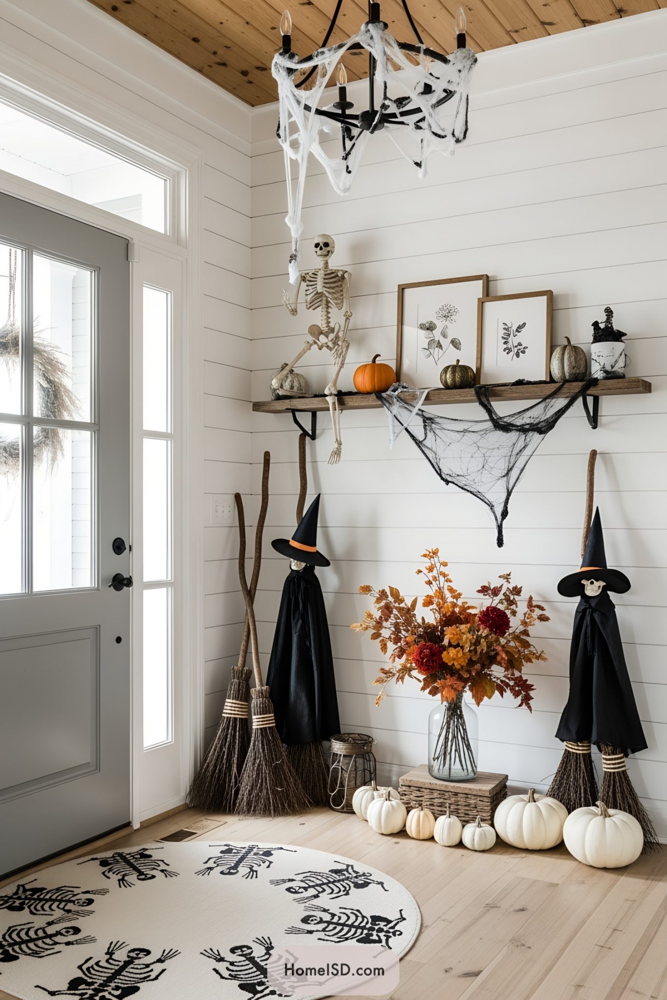 17 Halloween Entryway Ideas That Will Spook Your Socks Off