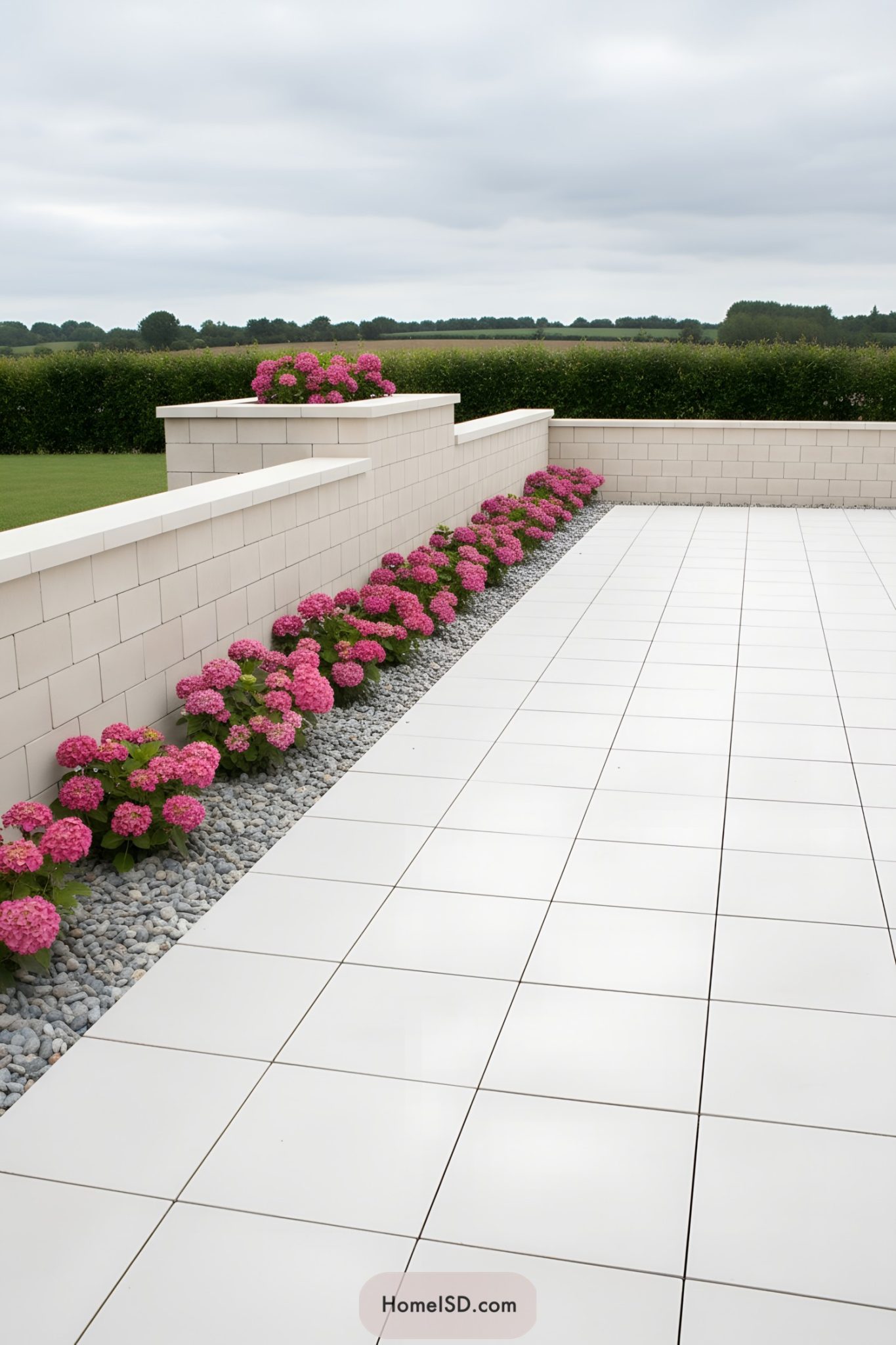 18 Wall Landscape Design Ideas to Transform Your Outdoor Space